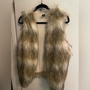 Fur vest - high quality